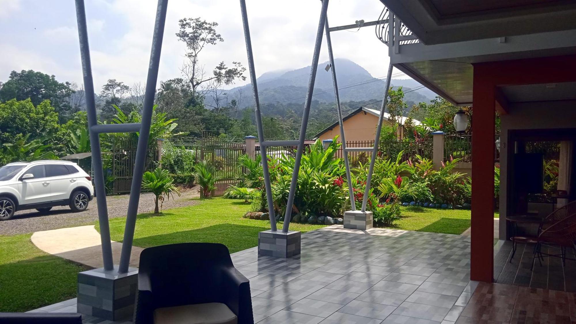 Villas Lux Arenal La Fortuna ภายนอก รูปภาพ